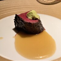 蒼 - 上田畜産、但馬玄の炭火焼き　
                      旨味がくっきりとしてクリアーな味わいのランプ肉。
                      ただただ美味しさを噛みしめるだけです♪