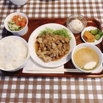 Kitchen Uo Mizaka - 