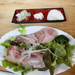 体験型農家レストラン 蔵楽 - 自家製ハムとベーコン