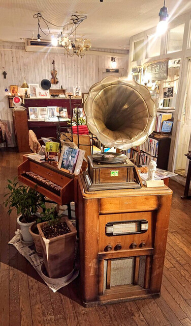 純喫茶 星港夜 シンガポールナイト 北四番丁 喫茶店 食べログ