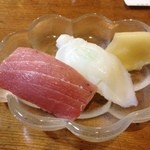 Sushi Kura - 大間のマグロとタコ  両方とても美味しかった〜