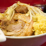 ラーメン二郎 - ラーメン小＋ニンニク多め＋ショウガ半分