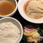 鴨出汁中華蕎麦 麺屋yoshiki - 鰤の淡麗つけ麺