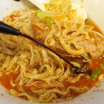 ラーメン二郎 - 赤酢投入～♪