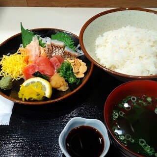 立ち喰い魚 ふじ屋_0