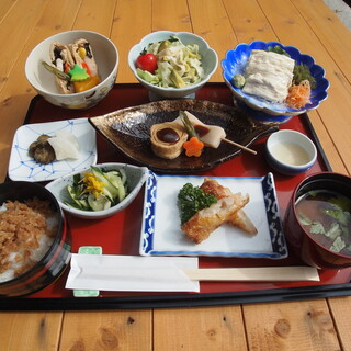 特選ゆば御膳セット ゆば御膳みやざき 鬼怒川公園 豆腐料理 湯葉料理 食べログ 特選ゆば御膳セット ゆば御膳みやざき 鬼怒川公園 豆腐料理 湯葉料理 食べログ