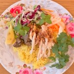 ベトナム料理　會安食堂 - コムガー（ホイアン風チキンライス）