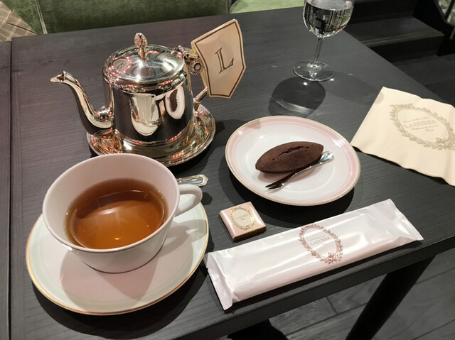 ラデュレ 京都祇園店 Laduree 祇園四条 カフェ 食べログ