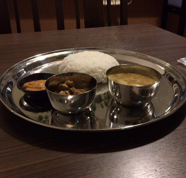 チアリーサカエ Cheery Sakae 新栄町 ネパール料理 食べログ