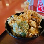 Tempura Ya - 海鮮天丼です。