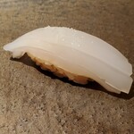 Sushi Ochiai - いかは塩で