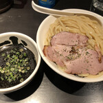 麺屋武蔵 武骨相傳 - 黒つけ麺900円 麺量500g