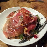 オー・ペシェ・グルマン - 生ハムと具沢山野菜サラダ1,600円