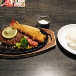 ステーキとハンバーグのさるーん - 今日の夕飯です