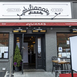 Juliana's PIZZA - 店舗外観。