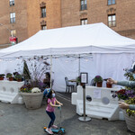 Juliana's PIZZA - オープンレストランプログラムに基づいた屋外席も設けられています。