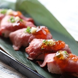 [Super popular] We have prepared meat Sushi.