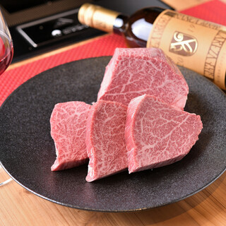 The taste of A5 rank Japanese black beef is exceptional.