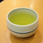 京・茶房 TSURU - あたたかいお茶が嬉しいですね。