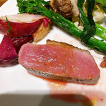 タケル クインディチ - しっとりと美味しい鴨肉