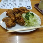 ひな鳥金子 - 安定の半羽から揚げ、ブツで！
ブツは今町店のカットとは違い、
断面にまでカレー味の衣かあって良き良き