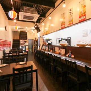 【1階】ひとり飲みやちょい飲みに最適なカウンター席です♪