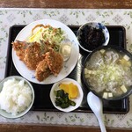 Toku ichi - アジフライ定食にツミレ汁変更