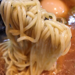 支那そばや 本店 - 真白い自家製ストレート細麺