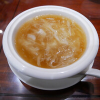萬珍樓 本店 - フカヒレスープ