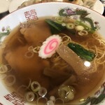 栄興苑 - ラーメン  チャーシュー２枚