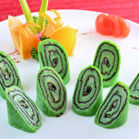 鱈のすり身ロール　抹茶風味