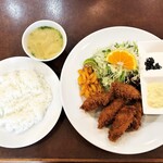 なんじゃろ？ - カキフライランチ