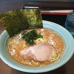 寿々喜家 - ラーメン中盛り　硬め　多目　　８５０円