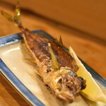 浜貞 - 活鯵をいただいた後の骨せんべい２０２０年１１月