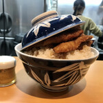 Tonkatsu Tarou - 特製カツ丼(カツ7枚)