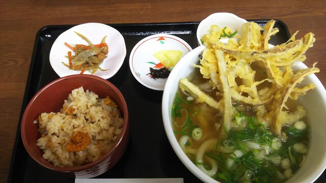 たぬき 萩 うどん 食べログ
