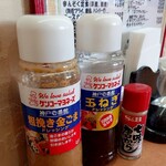 ウッディ・ハウス - ケンコーマヨネーズのドレッシング