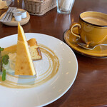 Koto Iro Kafe - チーズケーキセット