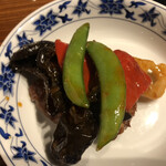 横浜中華街 重慶飯店 - 牛肉の辛子炒め
