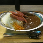 プラットフォームカフェ - ソーセージカレー（マウンテンサイズ）です。