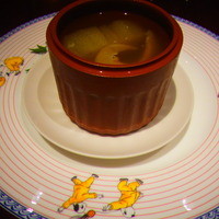 萬珍樓 本店 - ふかひれ、国産牛肉と冬瓜の蒸しスープ