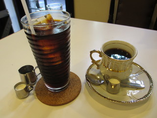 アザミ - アイスコーヒーとコーヒー