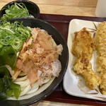 丸亀製麺  - ランチセット 500円(期間限定)
            ぶっかけ＋ちくわ天＋かしわ天
            無料トッピング→ワカメ、かつお節、ネギ