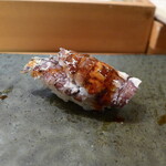 伊勢鮨 - 小樽・しゃこ（￥715）。重ねてあるから甘みも二倍！