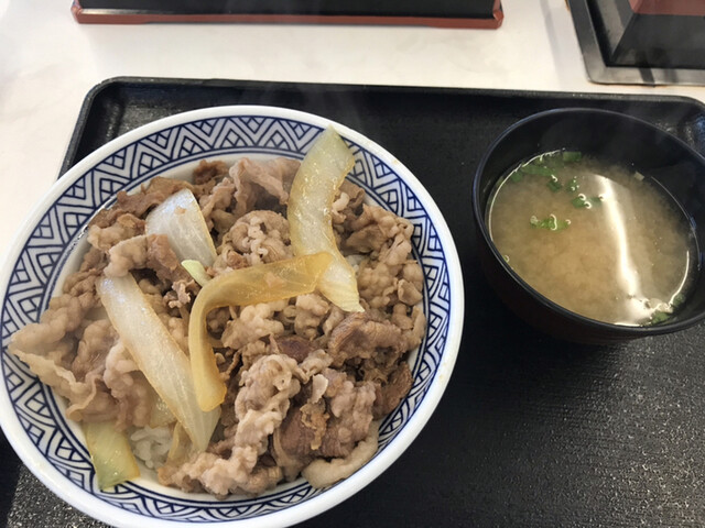 肉が食べたーい アタマの大盛りに挑戦 By ほいてに 吉野家 松江学園通り店 松江 牛丼 食べログ