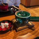 落雁諸江屋 西茶屋菓寮 味和以 - 九谷焼のきゅうすだよ