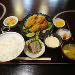 ます田 - カキフライ定食