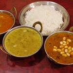 プルジャ ダイニング - 