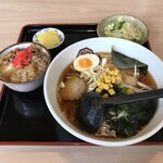 Teuchi Ramen Sado - ミニ牛丼とラーメンセット