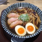 らぁ麺 おかむら - おかもとだいせん。大山鶏を使ったスープです。